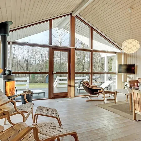 度假居 Swarte - 30km From The Sea By Interhome Toftlund